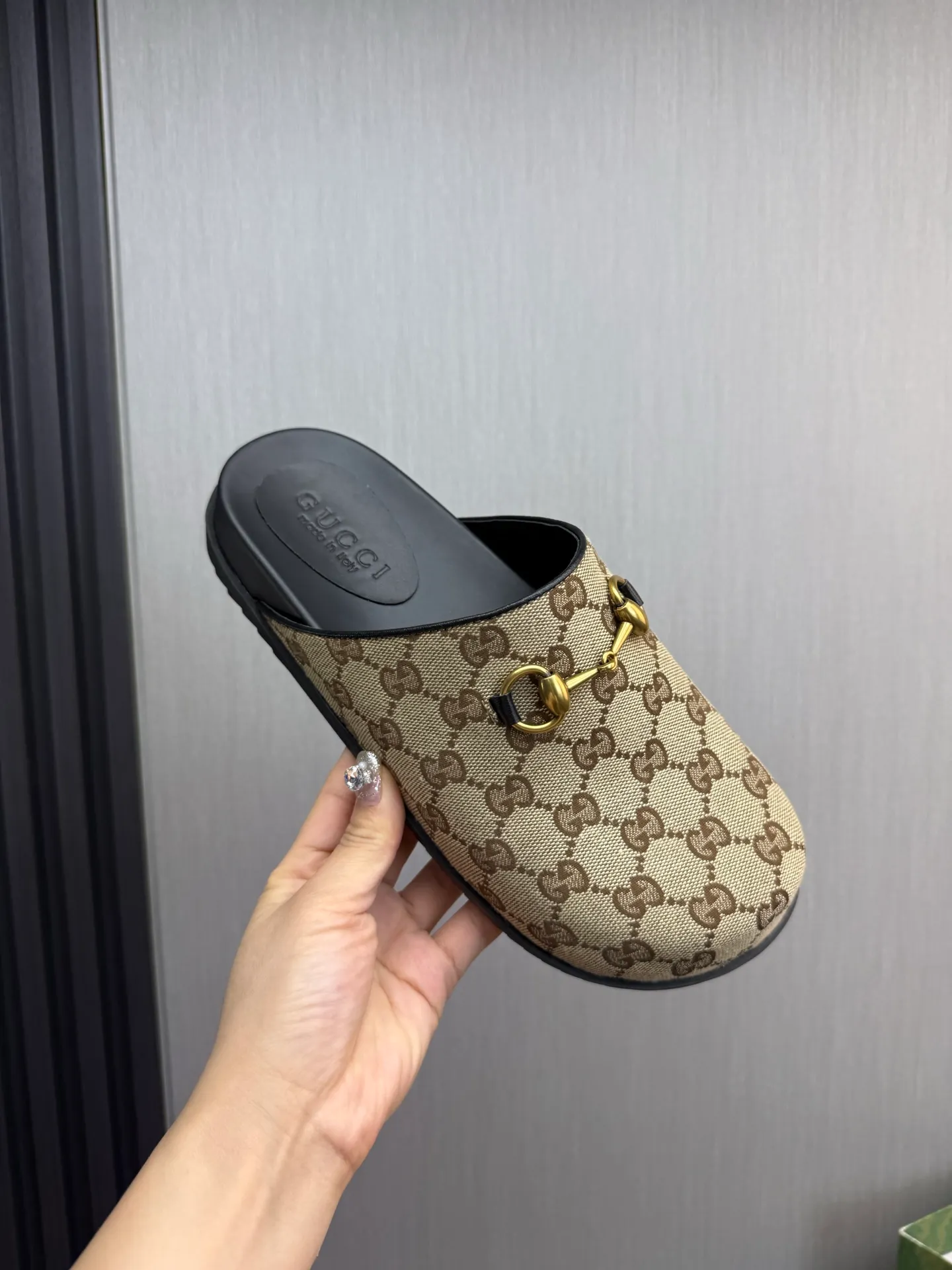 Men's men's shoes💰Pili 400💰Maoli 440💰 ＧＵＣＣＩGucci. Popular couple slippers hot sale🩷💚 🩴Official website one to one production 35-45 size 45 46 🉑️Customized!